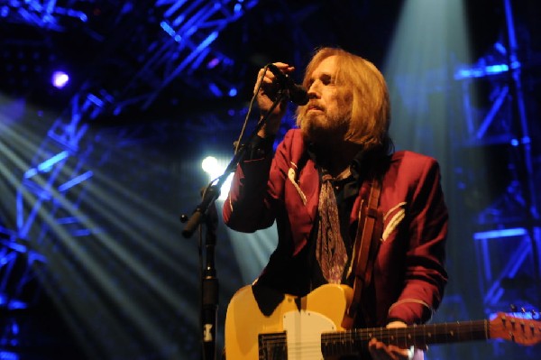 Tom Petty and the Heartbreakers at the  Verizon