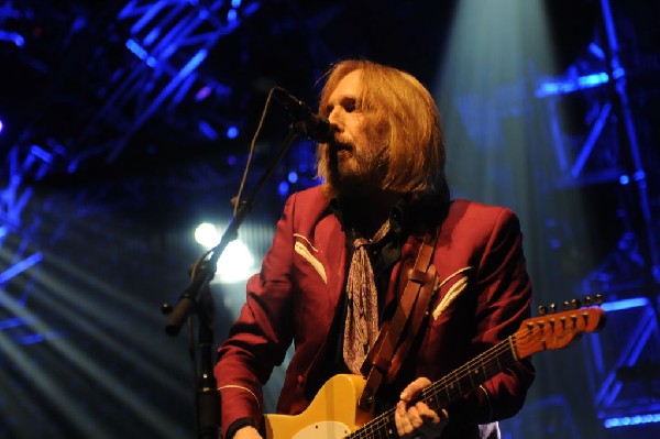 Tom Petty and the Heartbreakers at the  Verizon