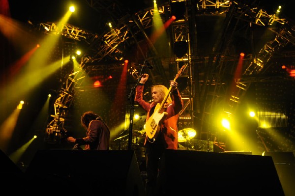 Tom Petty and the Heartbreakers at the  Verizon