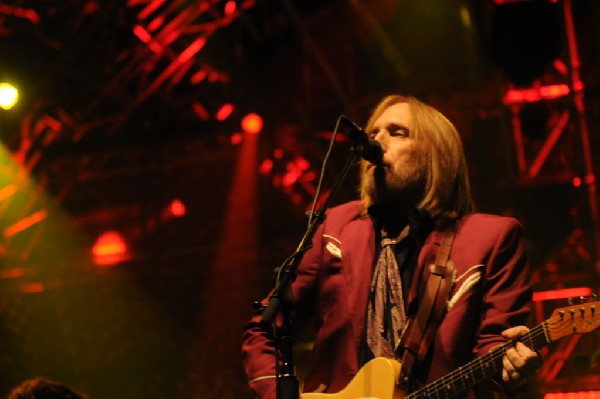 Tom Petty and the Heartbreakers at the  Verizon