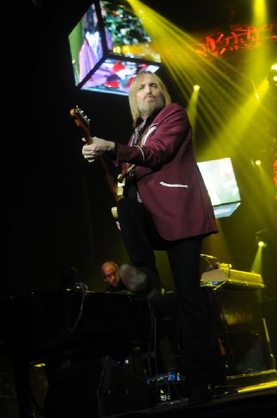 Tom Petty and the Heartbreakers at the  Verizon