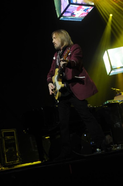 Tom Petty and the Heartbreakers at the  Verizon