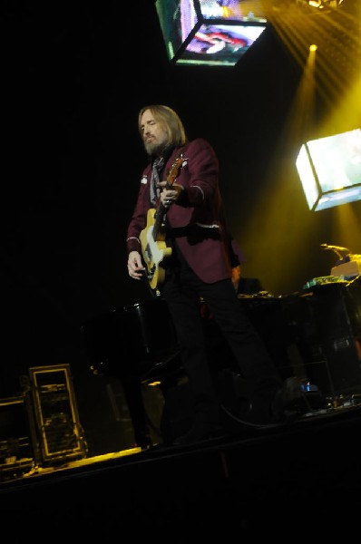 Tom Petty and the Heartbreakers at the  Verizon