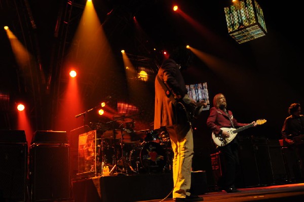 Tom Petty and the Heartbreakers at the  Verizon