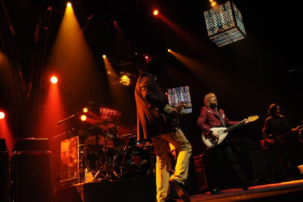 Tom Petty and the Heartbreakers at the  Verizon