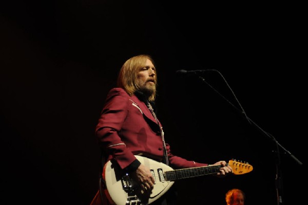 Tom Petty and the Heartbreakers at the  Verizon