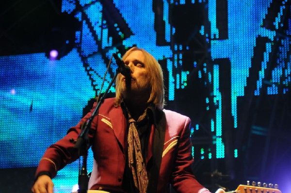 Tom Petty and the Heartbreakers at the  Verizon