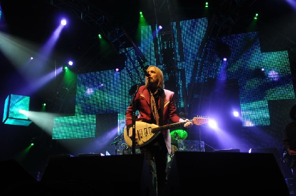 Tom Petty and the Heartbreakers at the  Verizon