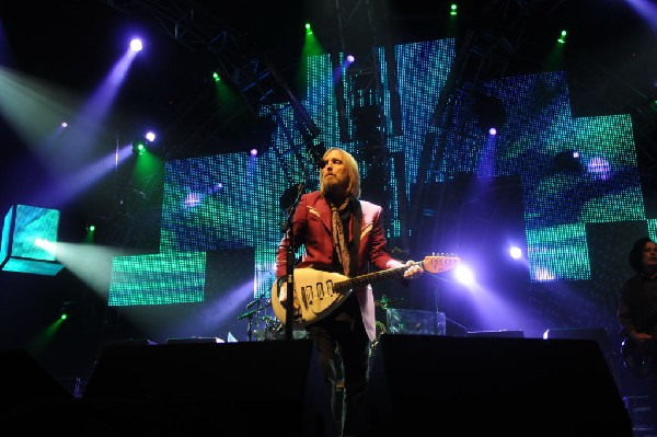 Tom Petty and the Heartbreakers at the  Verizon