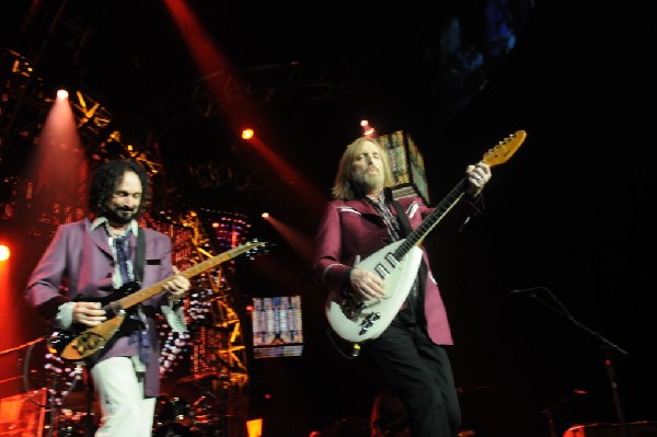 Tom Petty and the Heartbreakers at the  Verizon