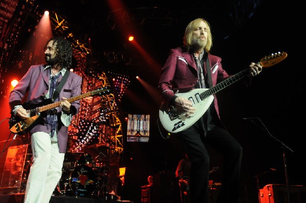 Tom Petty and the Heartbreakers at the  Verizon