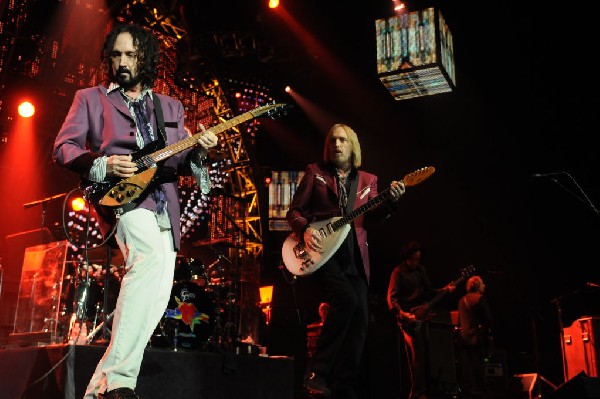 Tom Petty and the Heartbreakers at the  Verizon