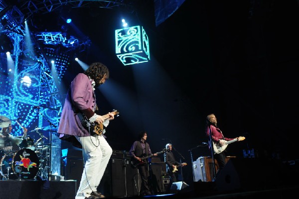 Tom Petty and the Heartbreakers at the  Verizon