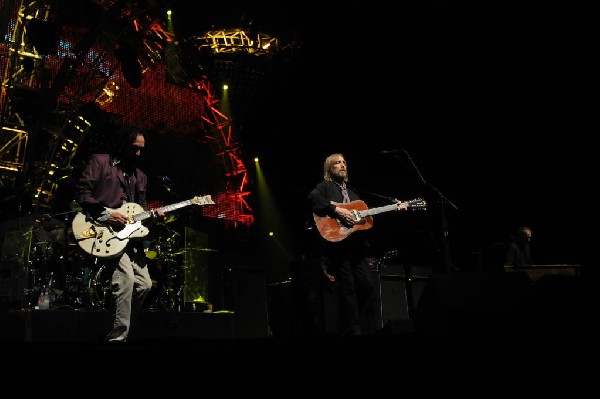 Tom Petty and the Heartbreakers at the  Verizon