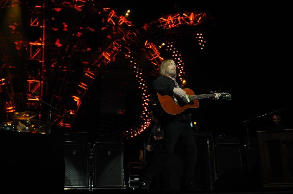 Tom Petty and the Heartbreakers at the  Verizon