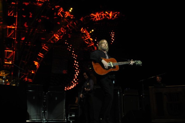 Tom Petty and the Heartbreakers at the  Verizon