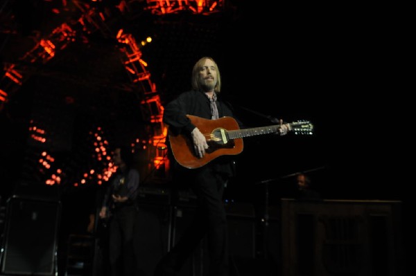 Tom Petty and the Heartbreakers at the  Verizon