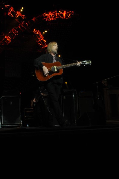 Tom Petty and the Heartbreakers at the  Verizon