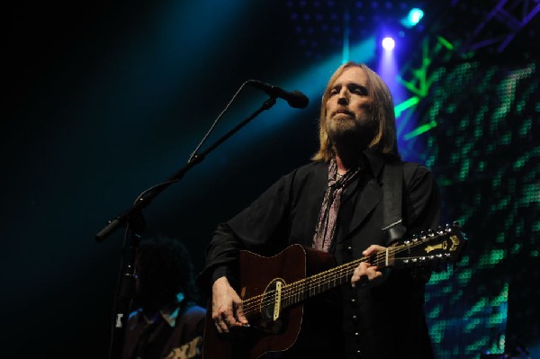 Tom Petty and the Heartbreakers at the  Verizon