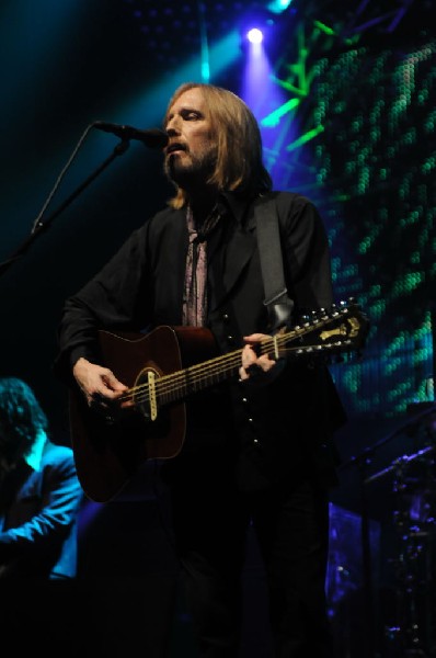 Tom Petty and the Heartbreakers at the  Verizon