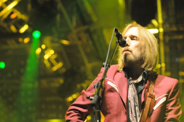 Tom Petty and the Heartbreakers at the  Verizon
