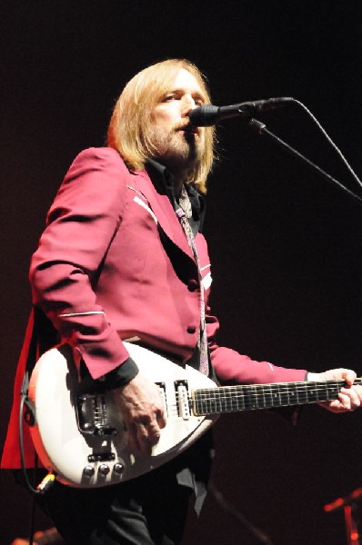 Tom Petty and the Heartbreakers at the  Verizon