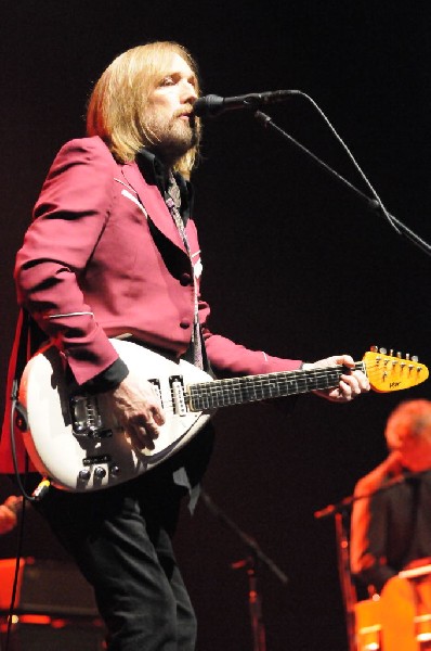 Tom Petty and the Heartbreakers at the  Verizon