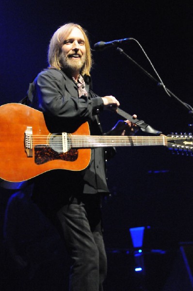 Tom Petty and the Heartbreakers at the  Verizon
