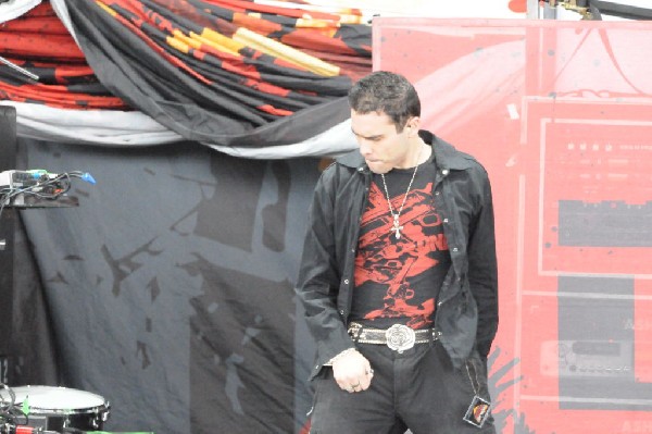 Trapt at the Verizon Wireless Amphitheater, Selma, Texas