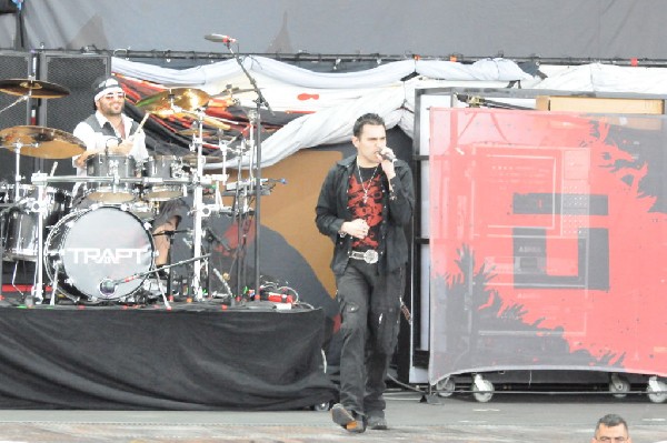 Trapt at the Verizon Wireless Amphitheater, Selma, Texas