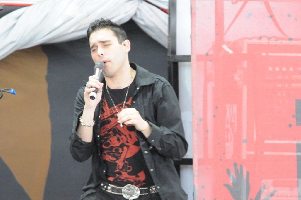 Trapt at the Verizon Wireless Amphitheater, Selma, Texas