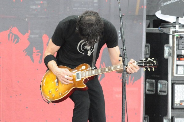 Trapt at the Verizon Wireless Amphitheater, Selma, Texas