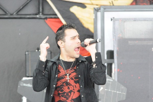 Trapt at the Verizon Wireless Amphitheater, Selma, Texas