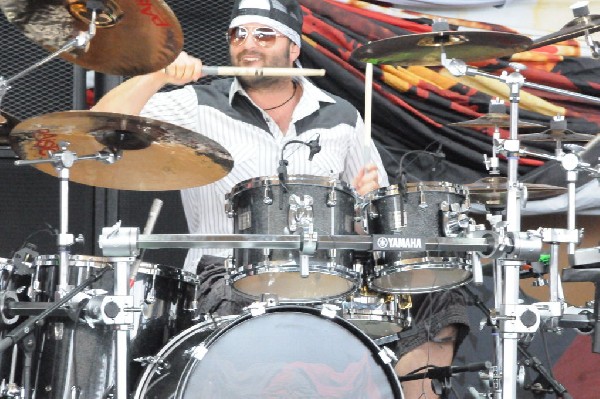 Trapt at the Verizon Wireless Amphitheater, Selma, Texas