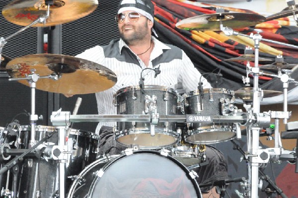 Trapt at the Verizon Wireless Amphitheater, Selma, Texas