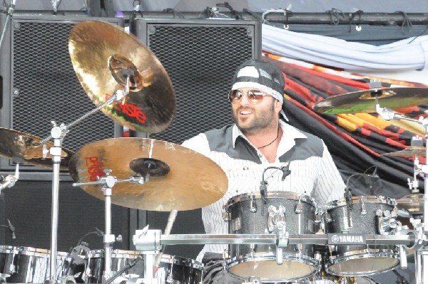 Trapt at the Verizon Wireless Amphitheater, Selma, Texas