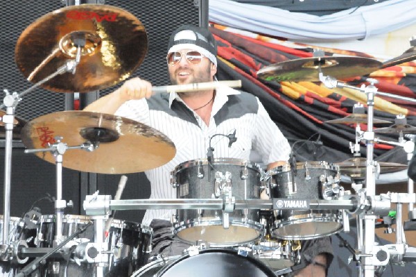 Trapt at the Verizon Wireless Amphitheater, Selma, Texas