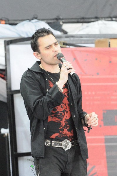 Trapt at the Verizon Wireless Amphitheater, Selma, Texas