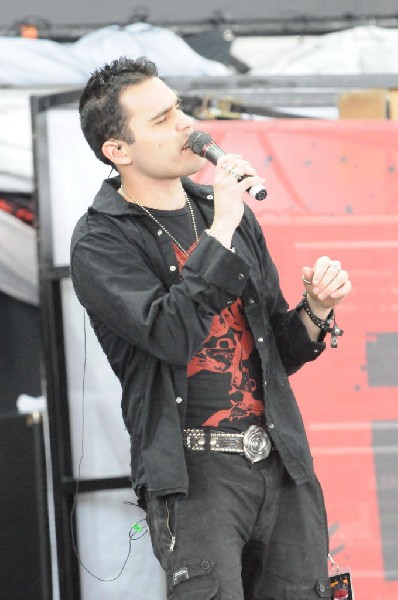 Trapt at the Verizon Wireless Amphitheater, Selma, Texas