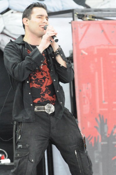 Trapt at the Verizon Wireless Amphitheater, Selma, Texas