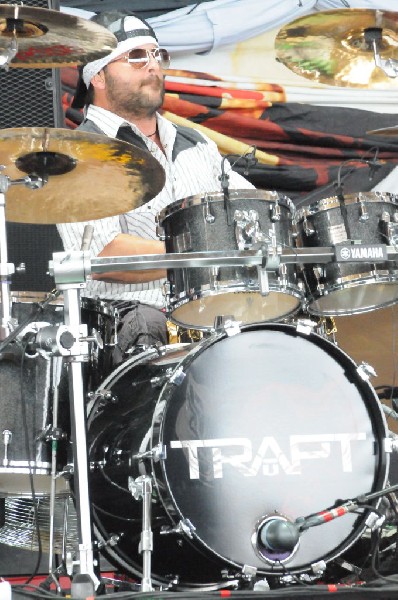 Trapt at the Verizon Wireless Amphitheater, Selma, Texas