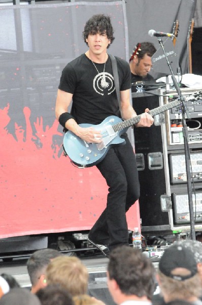 Trapt at the Verizon Wireless Amphitheater, Selma, Texas