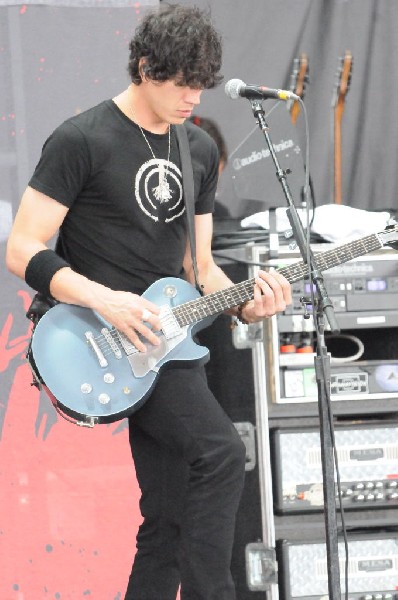 Trapt at the Verizon Wireless Amphitheater, Selma, Texas