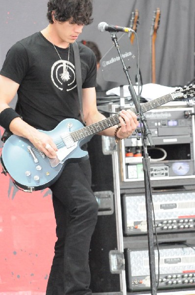 Trapt at the Verizon Wireless Amphitheater, Selma, Texas