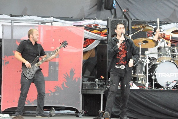 Trapt at the Verizon Wireless Amphitheater, Selma, Texas