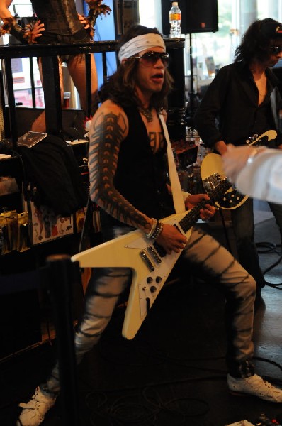 Triple Cobra at Waterloo Records instore, Austin, Texas