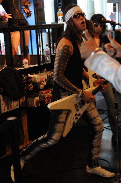 Triple Cobra at Waterloo Records instore, Austin, Texas