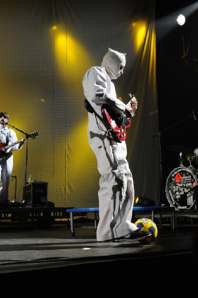 Weezer at the Frank Erwin Center