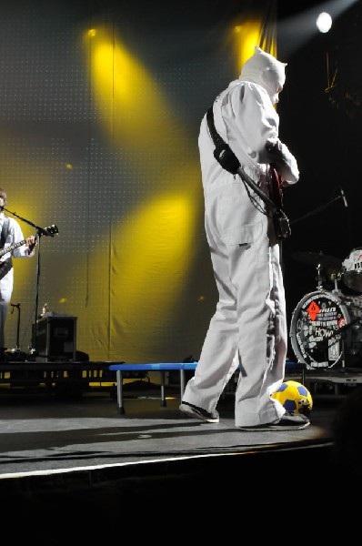 Weezer at the Frank Erwin Center