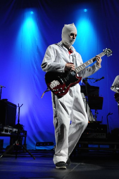 Weezer at the Frank Erwin Center